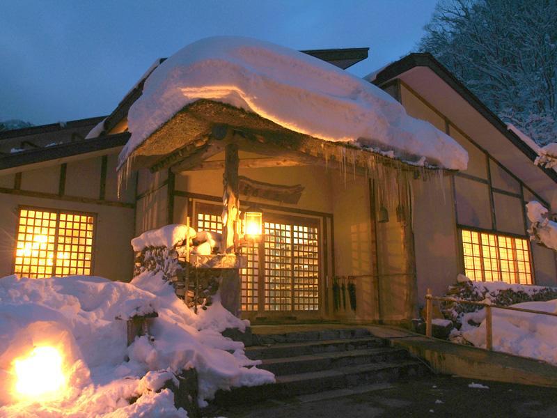 Lamp No Yado Aoni Onsen Hotel Hirakawa Exterior photo